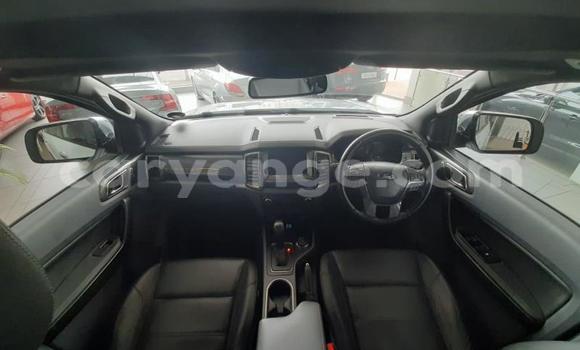 Acheter Occasion Voiture Ford Everest Blanc à Gobabis, Omaheke Acheter Occasion Voiture Ford Everest Blanc à Gobabis, Omaheke