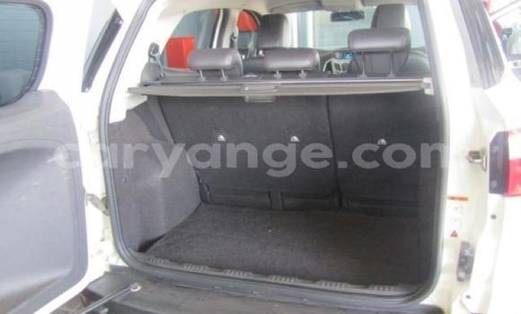 Acheter Occasion Voiture Ford EcoSport Blanc à Windhoek, Namibie Acheter Occasion Voiture Ford EcoSport Blanc à Windhoek, Namibie