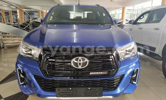 Buy Used Toyota Hilux Blue Car in Gobabis in Omaheke