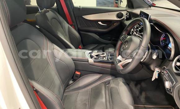 Acheter Occasion Voiture Mercedes-Benz AMG GLC Blanc à Gobabis, Omaheke Acheter Occasion Voiture Mercedes-Benz AMG GLC Blanc à Gobabis, Omaheke