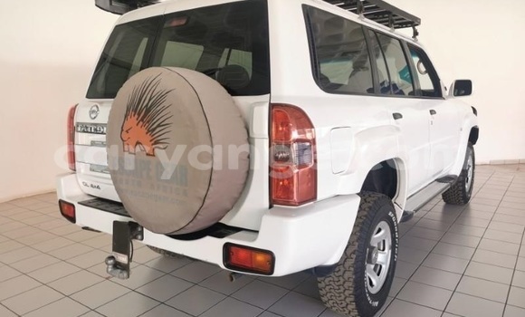 Buy Used Nissan Patrol White Car in Rundu in Namibia Buy Used Nissan Patrol White Car in Rundu in Namibia