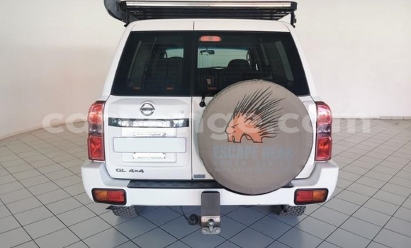Buy Used Nissan Patrol White Car in Rundu in Namibia Buy Used Nissan Patrol White Car in Rundu in Namibia