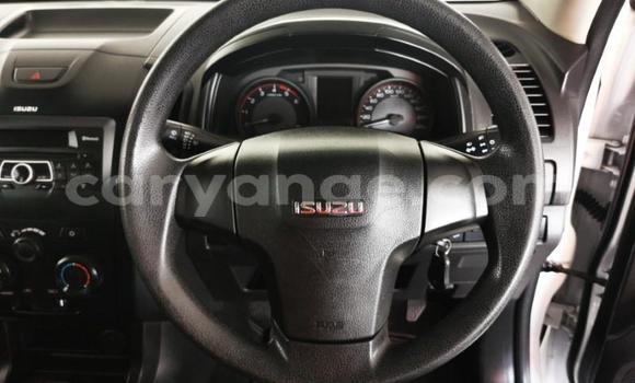 Buy Used Isuzu KB White Car in Windhoek in Namibia Buy Used Isuzu KB White Car in Windhoek in Namibia