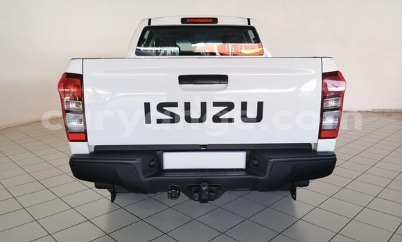 Buy Used Isuzu KB White Car in Windhoek in Namibia Buy Used Isuzu KB White Car in Windhoek in Namibia