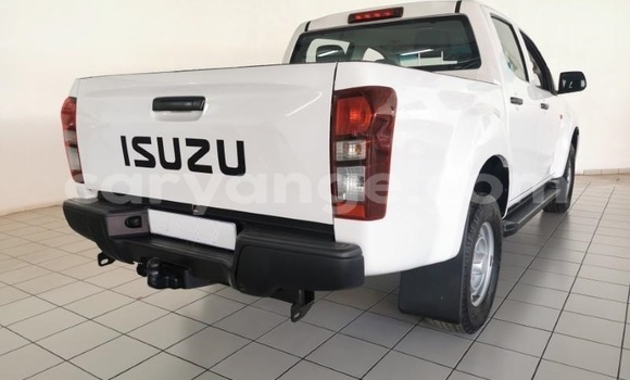 Buy Used Isuzu KB White Car in Windhoek in Namibia Buy Used Isuzu KB White Car in Windhoek in Namibia