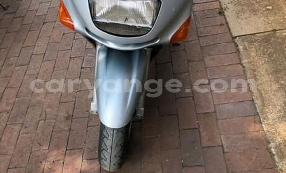 Acheter Occasion Moto Kawasaki ZZR Autre à Henties Bay, Erongo Acheter Occasion Moto Kawasaki ZZR Autre à Henties Bay, Erongo