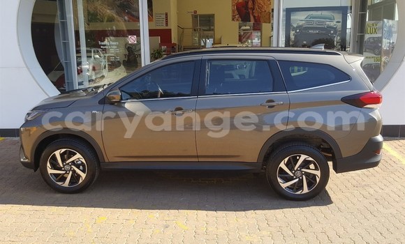 Acheter Occasion Voiture Toyota Rush Gris à Karasburg, Karas