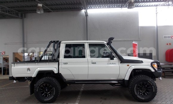 Acheter Occasion Voiture Toyota Land Cruiser Autre à Karasburg, Karas Acheter Occasion Voiture Toyota Land Cruiser Autre à Karasburg, Karas