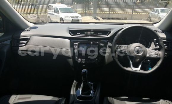 Buy Used Nissan X–Trail Red Car in Windhoek in Namibia Buy Used Nissan X–Trail Red Car in Windhoek in Namibia