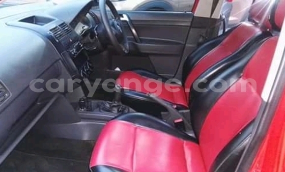 Acheter Occasion Voiture Volkswagen Polo Rouge à Windhoek, Namibie Acheter Occasion Voiture Volkswagen Polo Rouge à Windhoek, Namibie