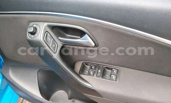 Acheter Occasion Voiture Volkswagen Polo Bleu à Windhoek, Namibie Acheter Occasion Voiture Volkswagen Polo Bleu à Windhoek, Namibie