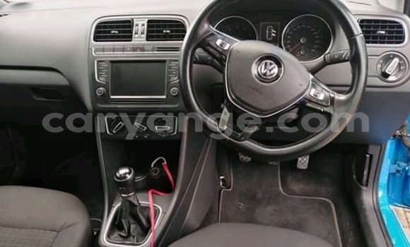 Acheter Occasion Voiture Volkswagen Polo Bleu à Windhoek, Namibie Acheter Occasion Voiture Volkswagen Polo Bleu à Windhoek, Namibie