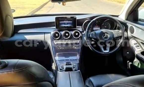 Acheter Occasion Voiture Mercedes-Benz CL–Class Blanc à Windhoek, Namibie Acheter Occasion Voiture Mercedes-Benz CL–Class Blanc à Windhoek, Namibie