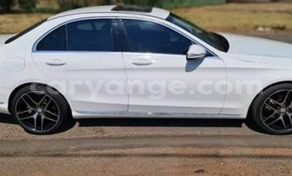 Acheter Occasion Voiture Mercedes-Benz CL–Class Blanc à Windhoek, Namibie Acheter Occasion Voiture Mercedes-Benz CL–Class Blanc à Windhoek, Namibie