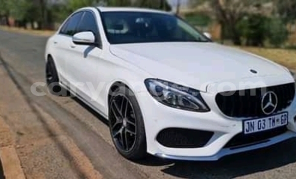 Acheter Occasion Voiture Mercedes-Benz CL–Class Blanc à Windhoek, Namibie Acheter Occasion Voiture Mercedes-Benz CL–Class Blanc à Windhoek, Namibie