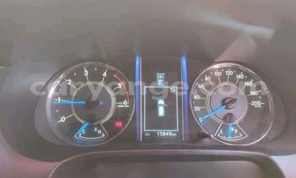 Acheter Occasion Voiture Toyota Fortuner Blanc à Windhoek, Namibie Acheter Occasion Voiture Toyota Fortuner Blanc à Windhoek, Namibie