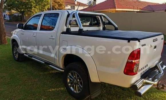 Buy Used Toyota Hilux White Car in Otjiwarongo in Namibia Buy Used Toyota Hilux White Car in Otjiwarongo in Namibia