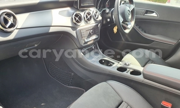 Buy Used Mercedes-Benz 200 Other Car in Maltahohe in Hardap Buy Used Mercedes-Benz 200 Other Car in Maltahohe in Hardap