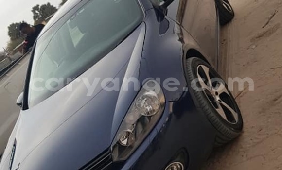 Buy Used Volkswagen Golf Blue Car in Oshakati in Namibia