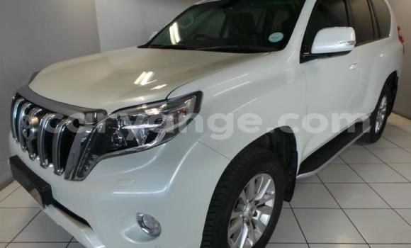 Buy Used Toyota Prado White Car in Gobabis in Omaheke Buy Used Toyota Prado White Car in Gobabis in Omaheke