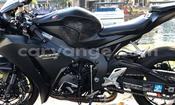 Buy Used Honda CBR 1000 RR Black Bike in Windhoek in Namibia Buy Used Honda CBR 1000 RR Black Bike in Windhoek in Namibia