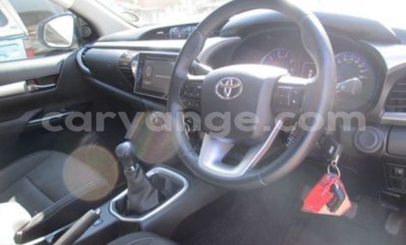 Buy Used Toyota Hilux White Car in Windhoek in Namibia Buy Used Toyota Hilux White Car in Windhoek in Namibia