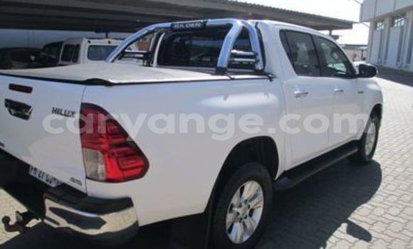 Buy Used Toyota Hilux White Car in Windhoek in Namibia Buy Used Toyota Hilux White Car in Windhoek in Namibia