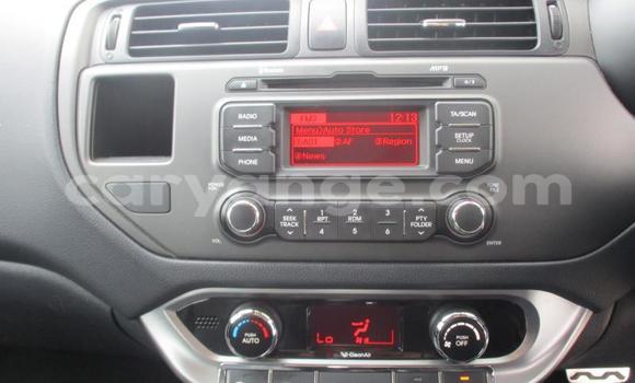 Acheter Occasion Voiture Kia Rio Blanc à Gobabis, Omaheke Acheter Occasion Voiture Kia Rio Blanc à Gobabis, Omaheke