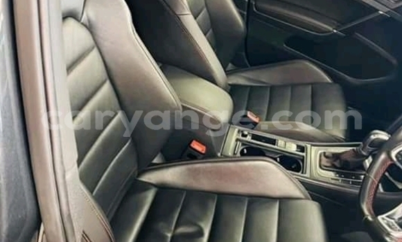 Acheter Occasion Voiture Volkswagen Golf Noir à Windhoek, Namibie Acheter Occasion Voiture Volkswagen Golf Noir à Windhoek, Namibie