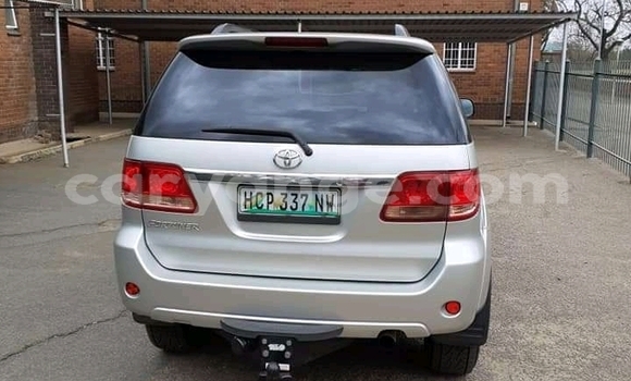 Buy Used Toyota Fortuner Silver Car in Arandis in Kunene