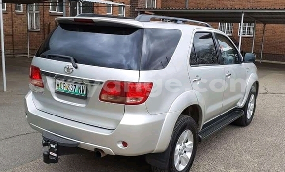 Acheter Occasion Voiture Toyota Fortuner Gris à Arandis, Kunene Acheter Occasion Voiture Toyota Fortuner Gris à Arandis, Kunene