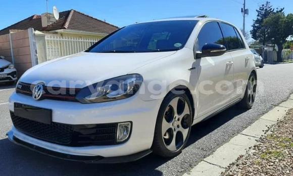 Buy Used Volkswagen Golf White Car in Gobabis in Omaheke Buy Used Volkswagen Golf White Car in Gobabis in Omaheke