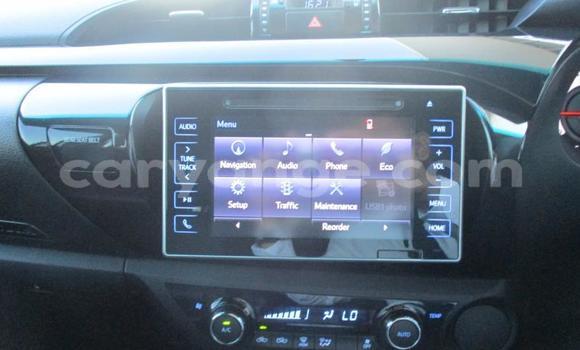 Acheter Occasion Voiture Toyota Hilux Blanc à Windhoek, Namibie Acheter Occasion Voiture Toyota Hilux Blanc à Windhoek, Namibie