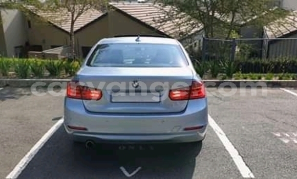 Acheter Occasion Voiture BMW 3200 Blanc à Windhoek, Namibie Acheter Occasion Voiture BMW 3200 Blanc à Windhoek, Namibie