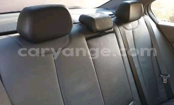 Acheter Occasion Voiture BMW 3200 Blanc à Windhoek, Namibie Acheter Occasion Voiture BMW 3200 Blanc à Windhoek, Namibie