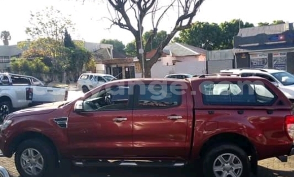Acheter Occasion Voiture Ford Ranger Rouge à Windhoek, Namibie Acheter Occasion Voiture Ford Ranger Rouge à Windhoek, Namibie