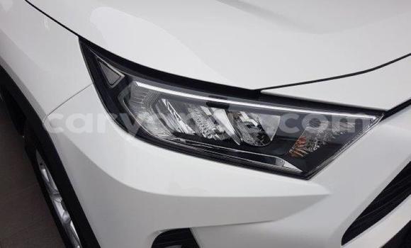 Acheter Occasion Voiture Toyota RAV4 Blanc à Karasburg, Karas Acheter Occasion Voiture Toyota RAV4 Blanc à Karasburg, Karas