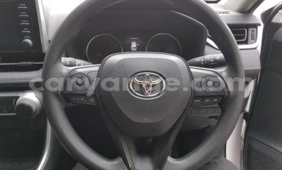 Acheter Occasion Voiture Toyota RAV4 Blanc à Karasburg, Karas Acheter Occasion Voiture Toyota RAV4 Blanc à Karasburg, Karas