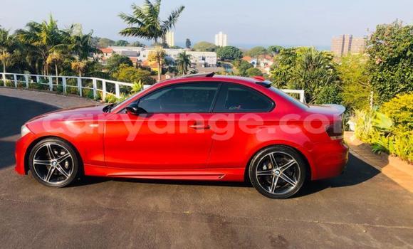Acheter Occasion Voiture BMW 1er Rouge à Gobabis, Omaheke Acheter Occasion Voiture BMW 1er Rouge à Gobabis, Omaheke