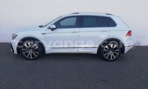 Buy Used Volkswagen Tiguan White Car in Gobabis in Omaheke Buy Used Volkswagen Tiguan White Car in Gobabis in Omaheke