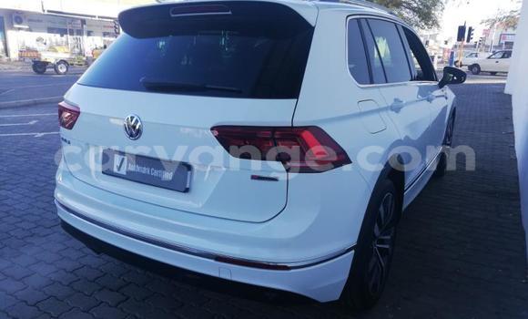 Buy Used Volkswagen Tiguan White Car in Gobabis in Omaheke Buy Used Volkswagen Tiguan White Car in Gobabis in Omaheke