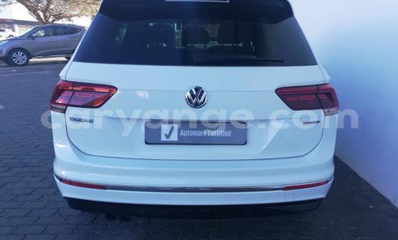 Buy Used Volkswagen Tiguan White Car in Gobabis in Omaheke Buy Used Volkswagen Tiguan White Car in Gobabis in Omaheke