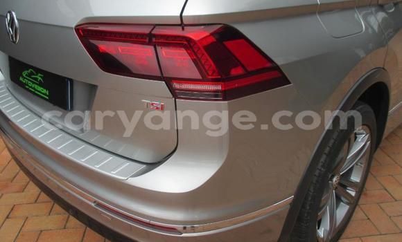 Buy Used Volkswagen Tiguan Silver Car in Grootfontein in Namibia Buy Used Volkswagen Tiguan Silver Car in Grootfontein in Namibia