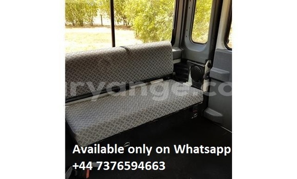 Buy Used Land Rover Defender White Car in Windhoek in Namibia Buy Used Land Rover Defender White Car in Windhoek in Namibia