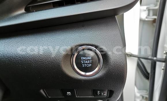 Acheter Occasion Voiture Toyota Yaris Blanc à Windhoek, Namibie Acheter Occasion Voiture Toyota Yaris Blanc à Windhoek, Namibie