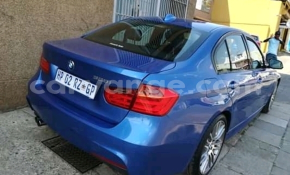 Acheter Occasion Voiture BMW 3–Series Bleu à Windhoek, Namibie Acheter Occasion Voiture BMW 3–Series Bleu à Windhoek, Namibie