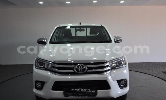 Acheter Occasion Voiture Toyota Hilux Blanc à Gobabis, Omaheke Acheter Occasion Voiture Toyota Hilux Blanc à Gobabis, Omaheke