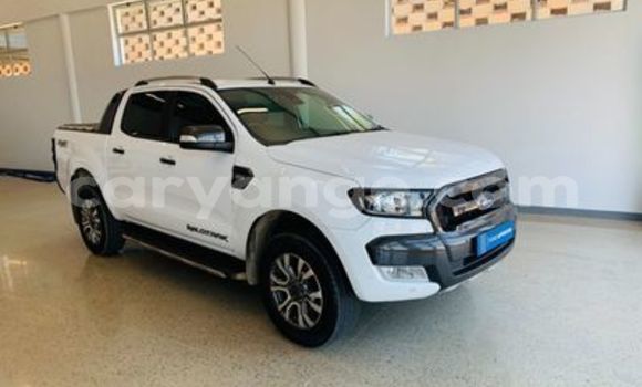 Buy Used Ford Ranger White Car in Walvis Bay in Namibia