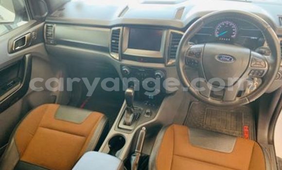 Acheter Occasion Voiture Ford Ranger Blanc à Walvis Bay, Namibie Acheter Occasion Voiture Ford Ranger Blanc à Walvis Bay, Namibie