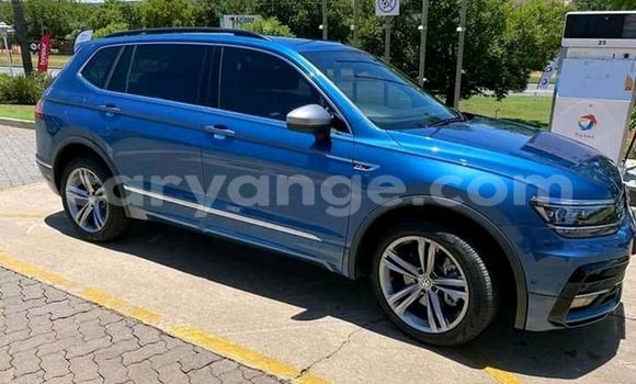 Acheter Occasion Voiture Volkswagen Tiguan Bleu à Gobabis, Omaheke Acheter Occasion Voiture Volkswagen Tiguan Bleu à Gobabis, Omaheke